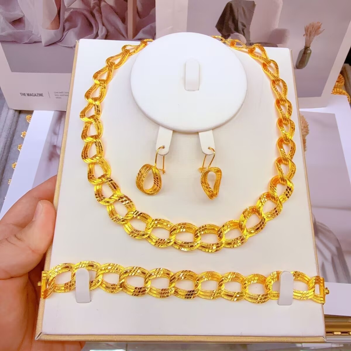 Popodion  New Dubai 24K Gold P - огляд і ціна Women Accessories Gift Set