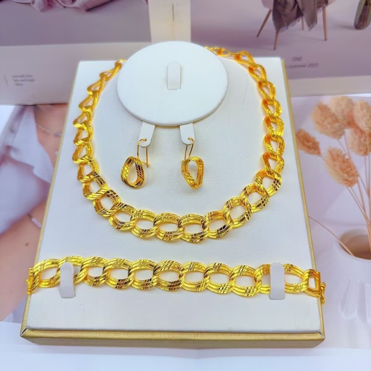Popodion  New Dubai 24K Gold P - огляд і ціна Women Accessories Gift Set