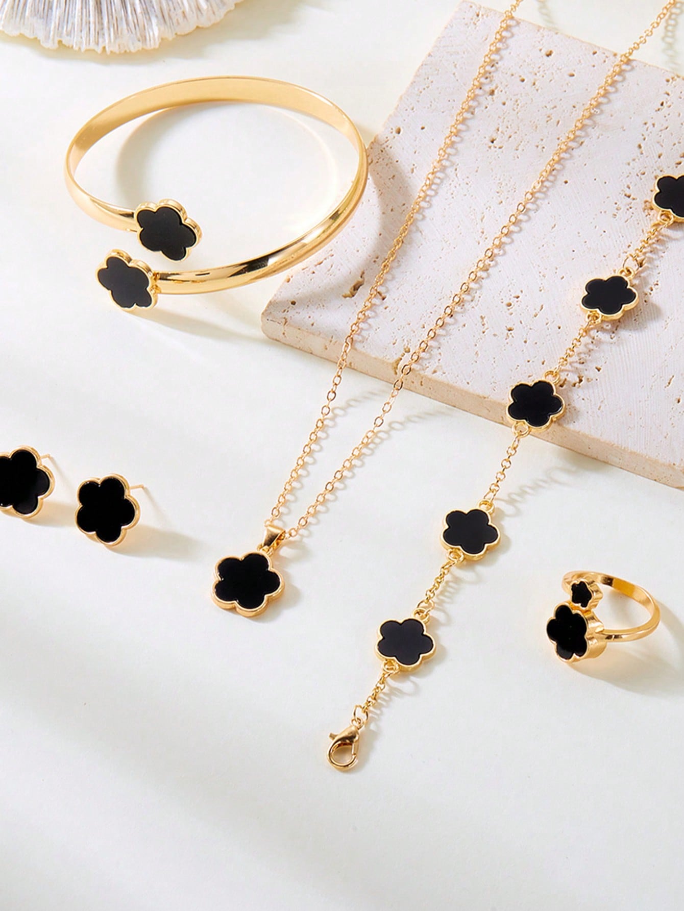 6Pcs Minimalist Four Leaf Clov - огляд і ціна Women Accessories Combo Gift