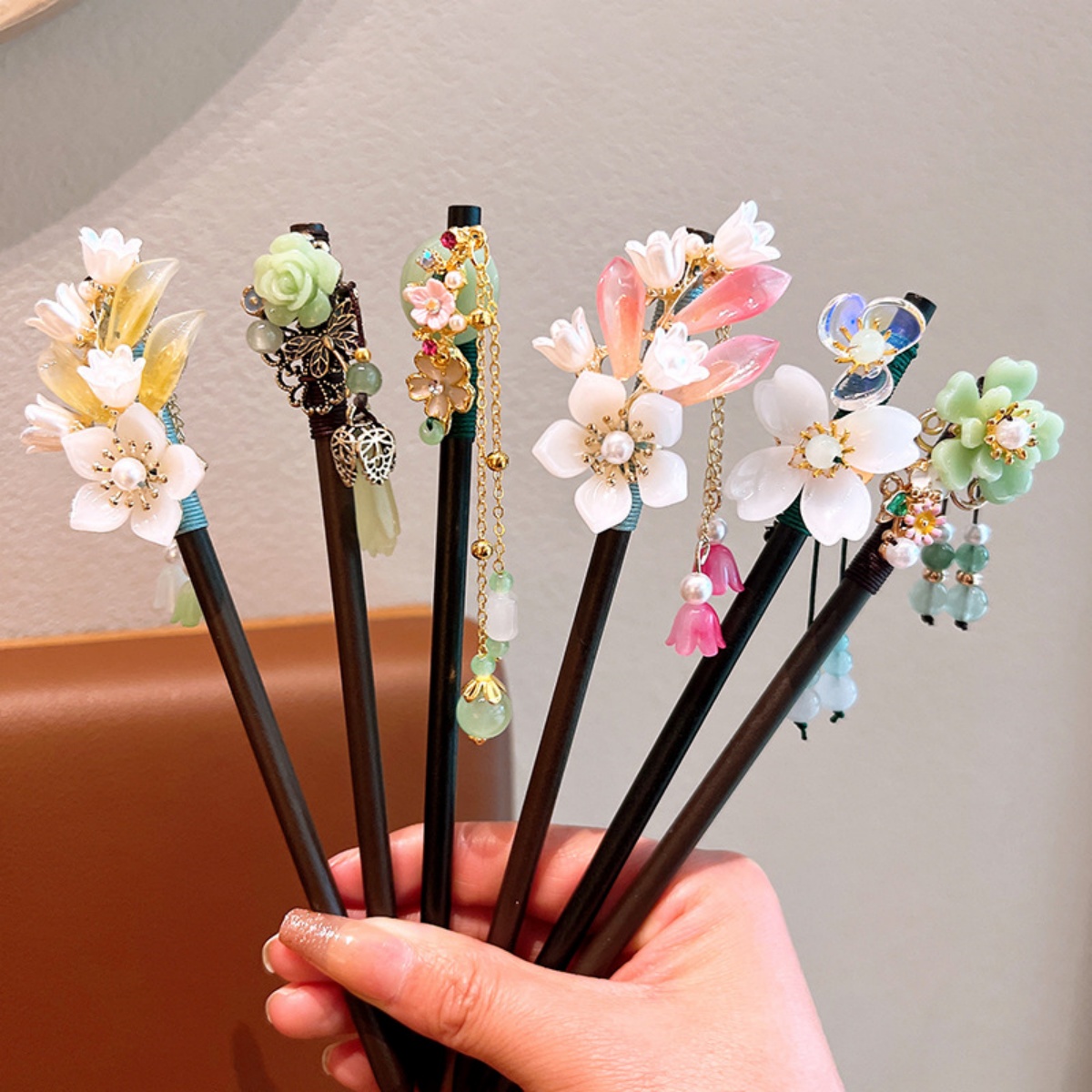 Exquisite Flower Tassel Wooden - огляд і ціна Women Accessories For Hand