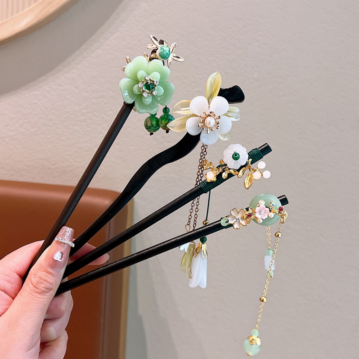 Exquisite Flower Tassel Wooden - огляд і ціна Women Accessories For Hand